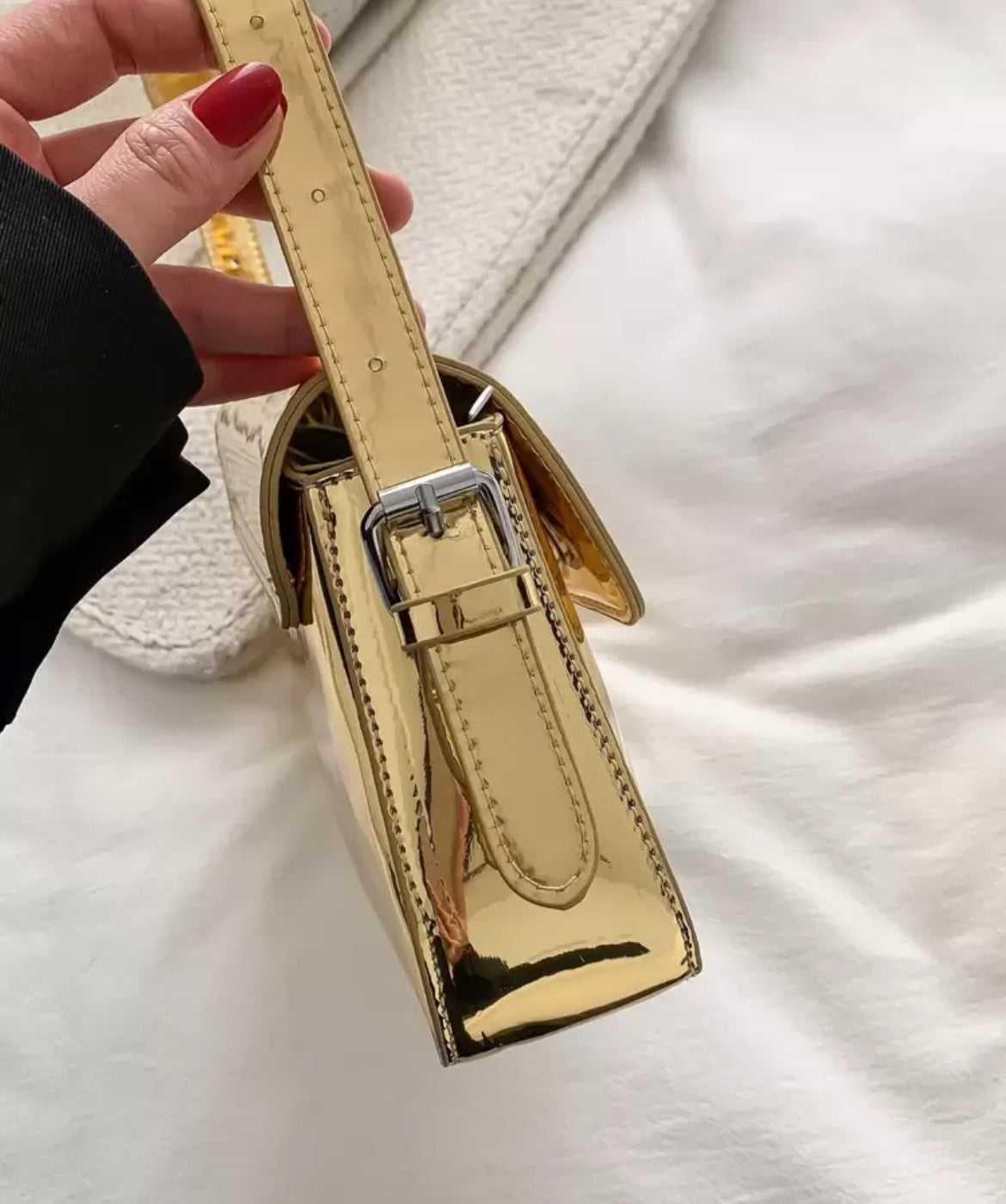 Shoulder bag
