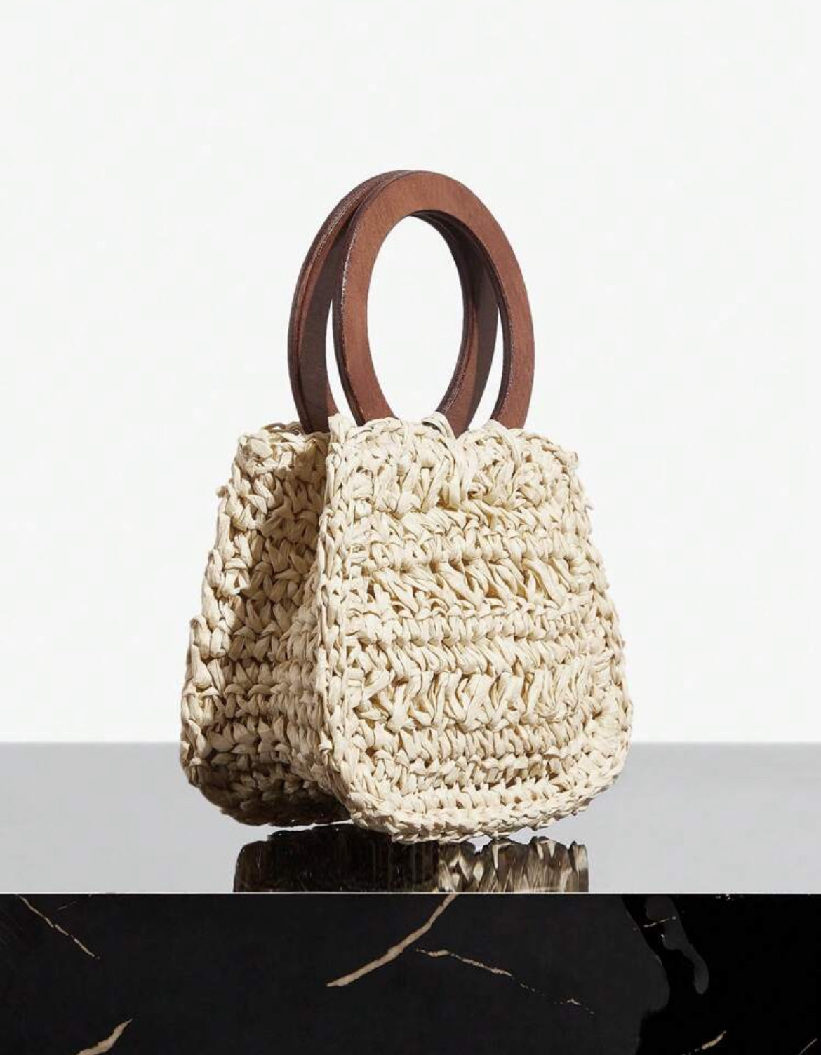 Hand bag