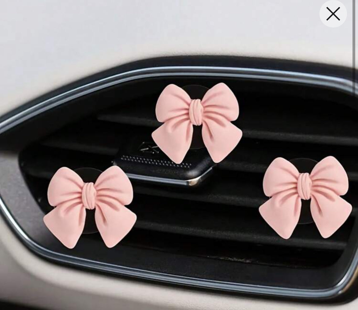 Air vent clip