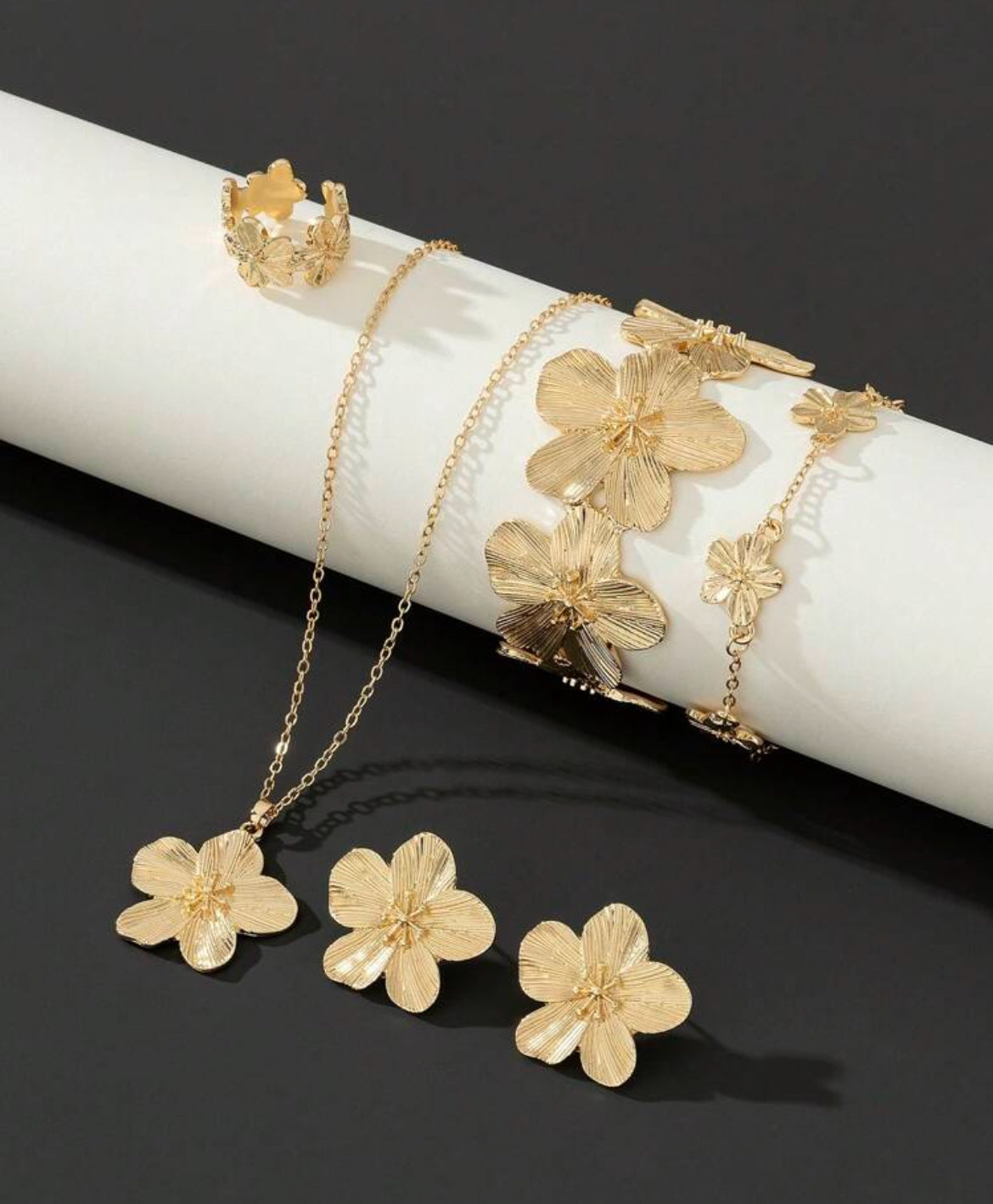 Gold set
