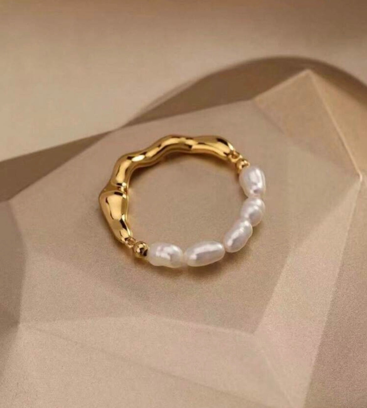 Pearl ring