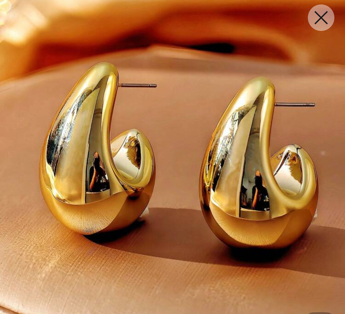 Gold earrings
