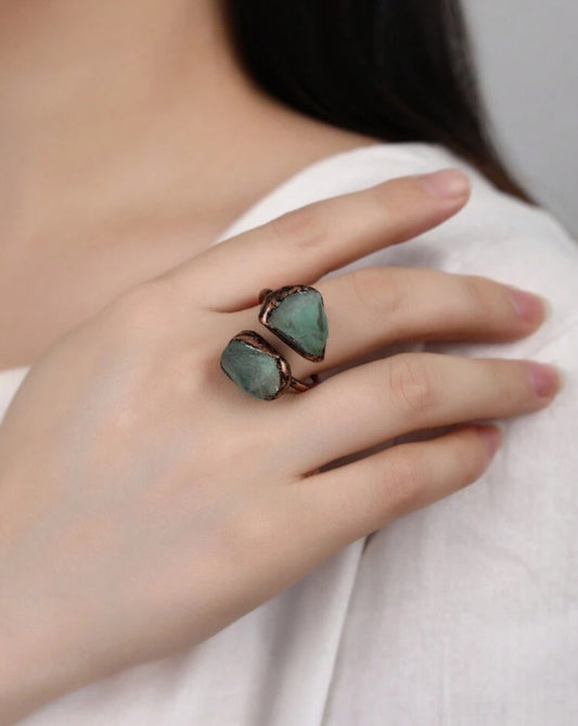 Green stone ring