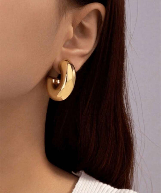 Gold earrings