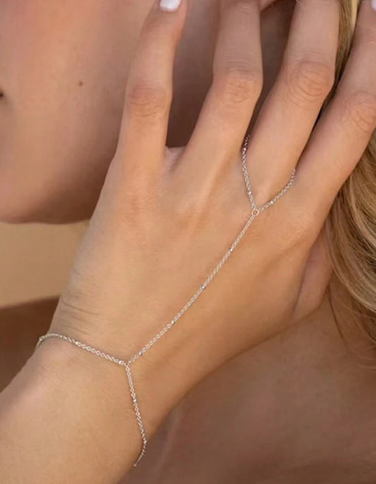 Finger hand chain