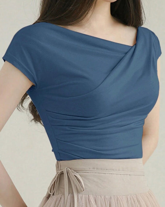 Slim-fit blouse