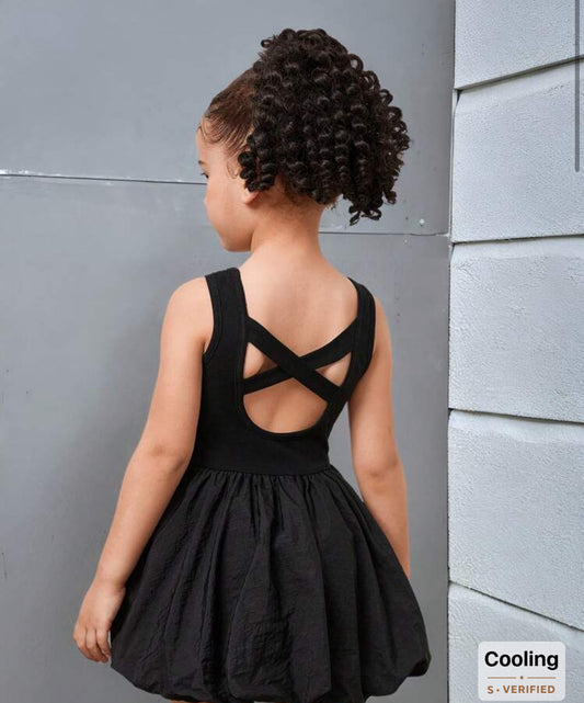 Backless dress