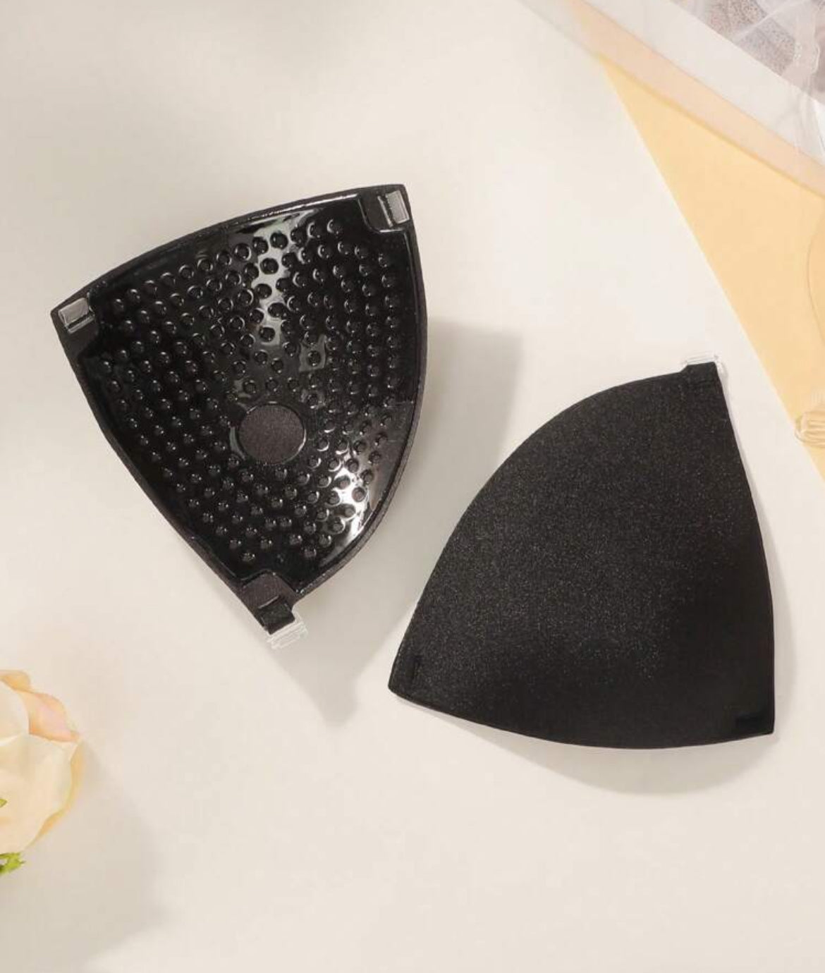 Triangle cup bra