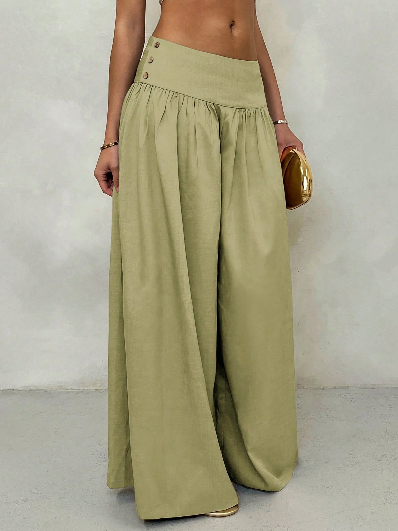 Wide leg pants