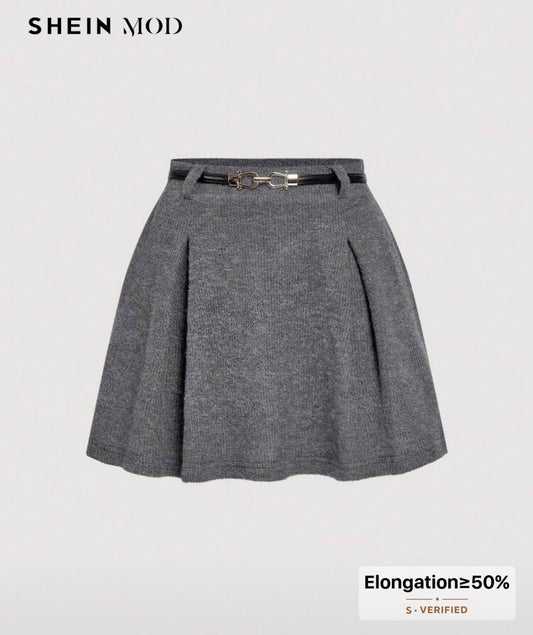 Knitted skirt