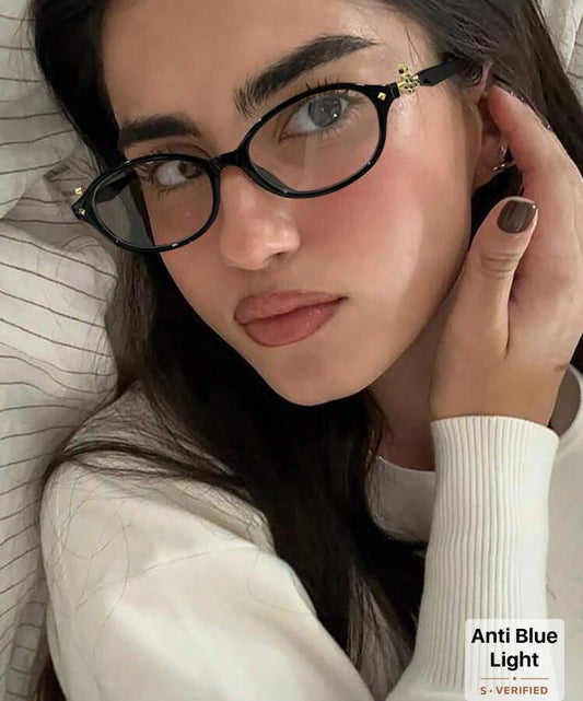Oval glasses