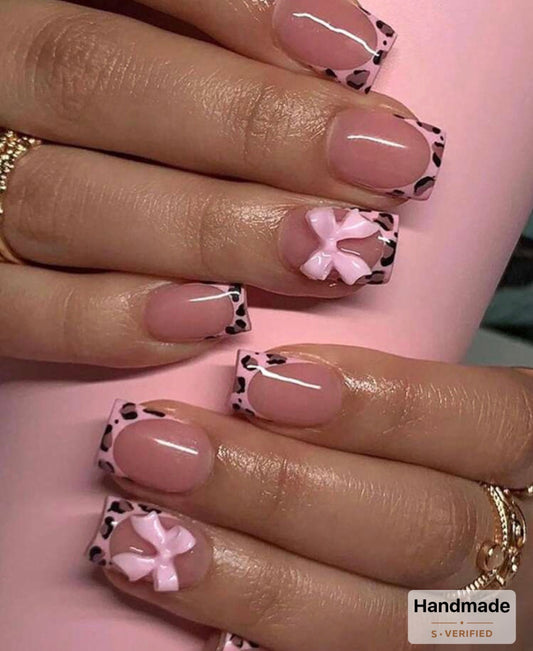 Press on nails