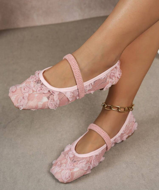 Lace shoes
