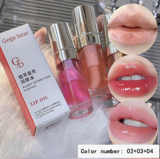 Lip moisturizing oil
