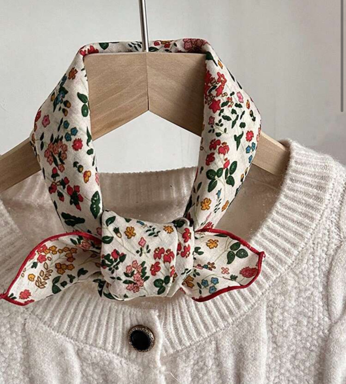 Squared scarf
