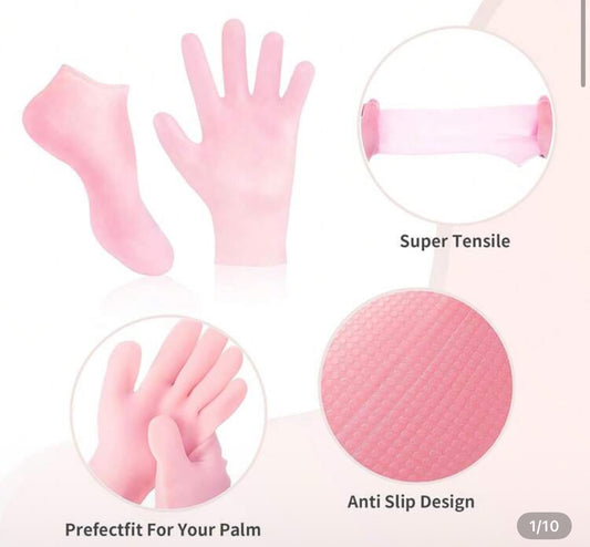 Moisturizing socks