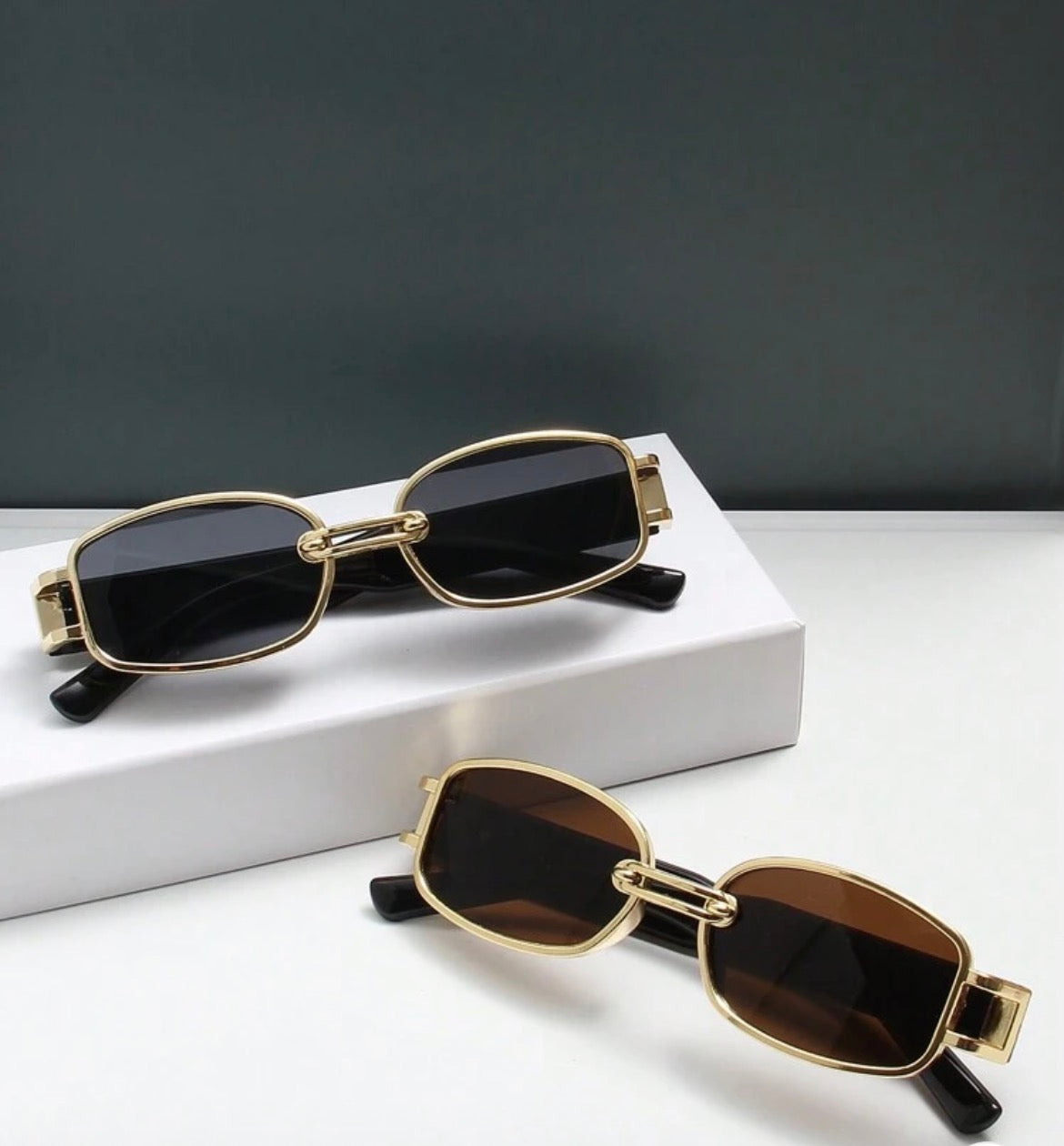 Sunglasses set