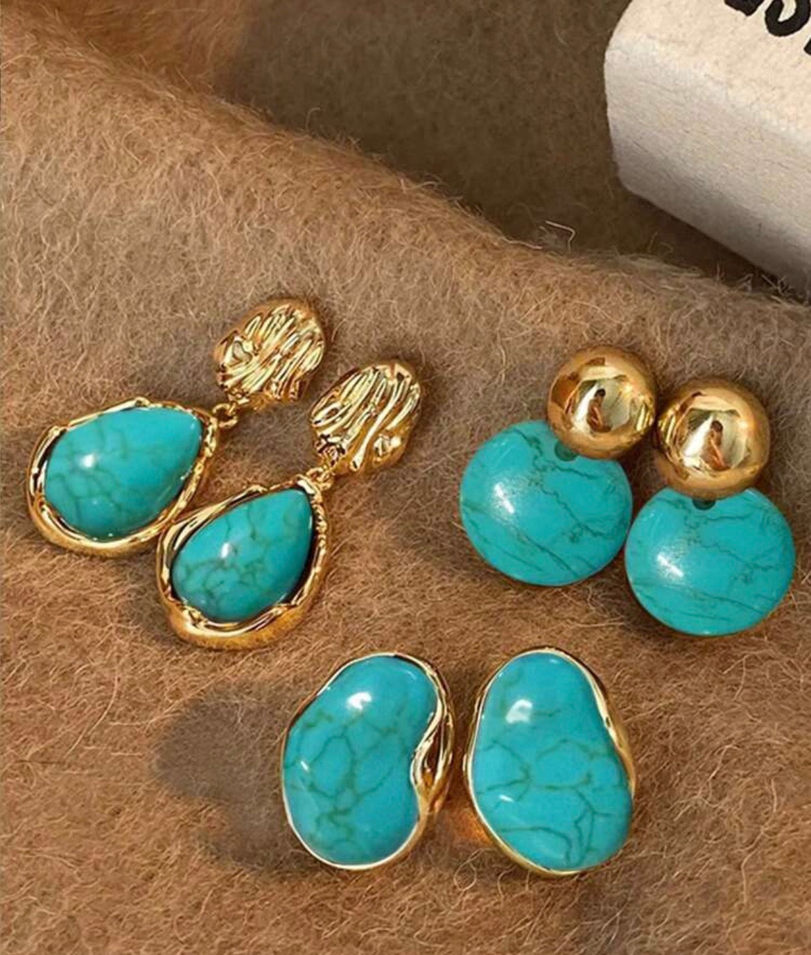 Earrings set