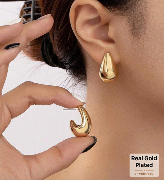 Gold earrings