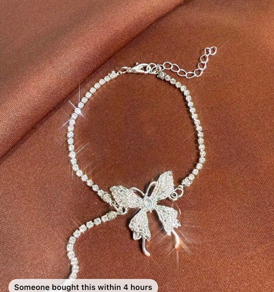 Butterfly choker