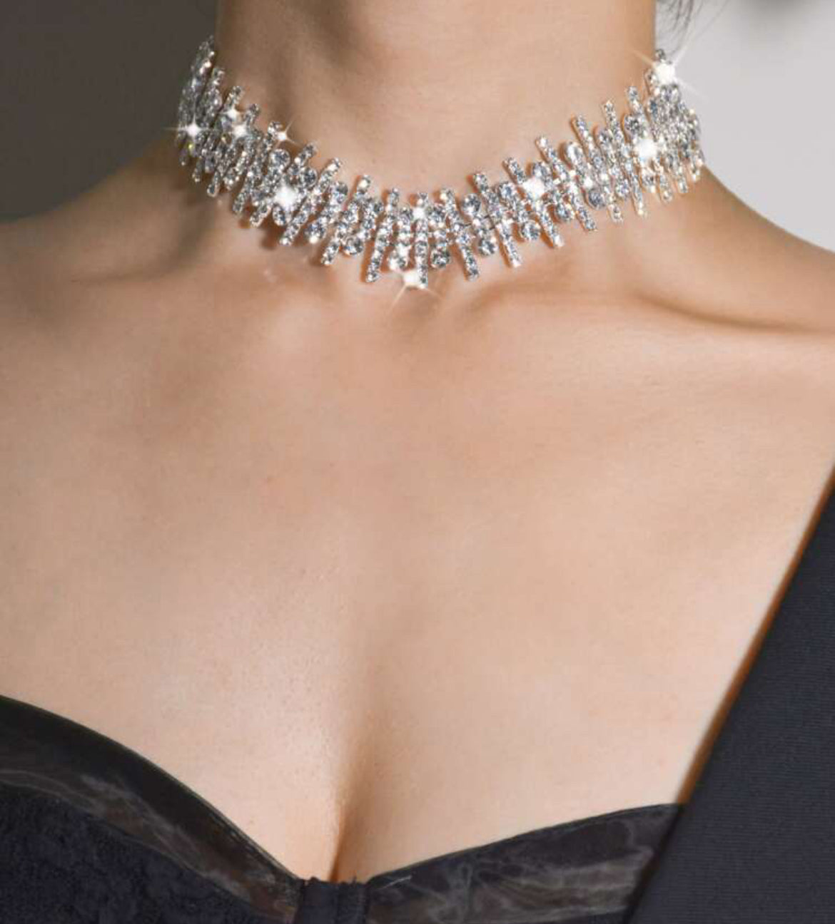 Choker necklace