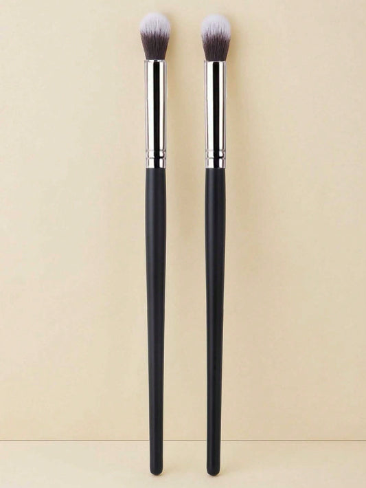 Makeup brush