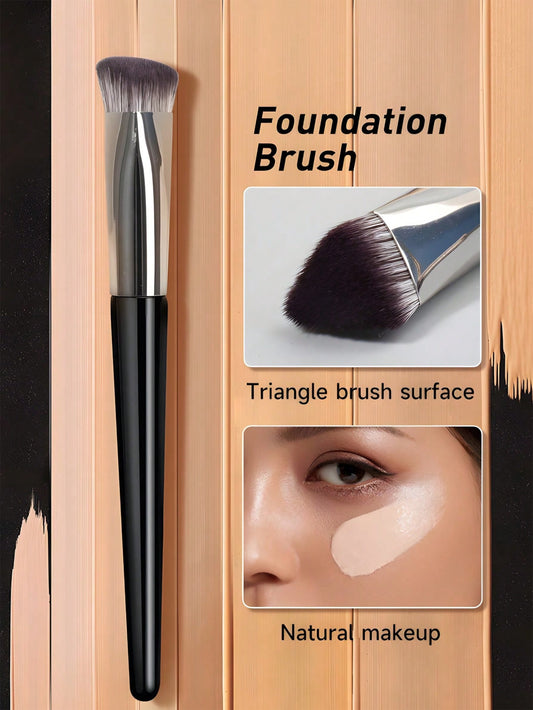 Makeup brush