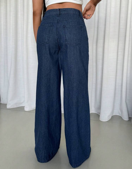 Wide leg jeans