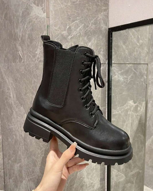 Short boots