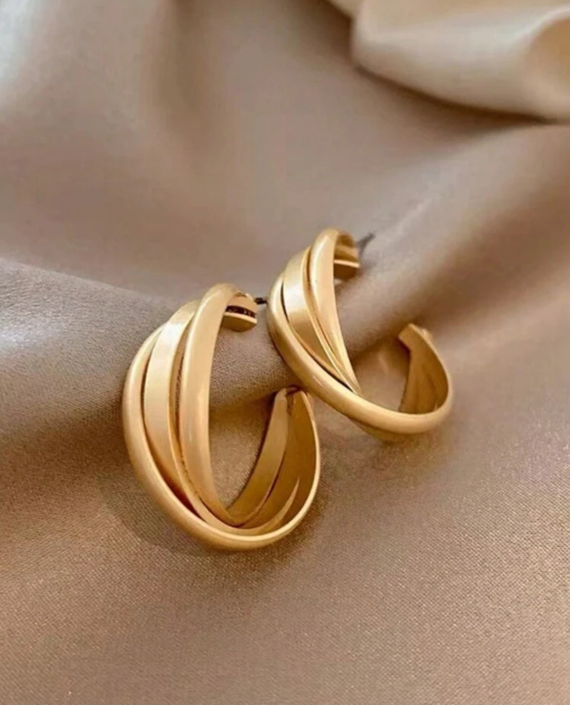 Gold earrings