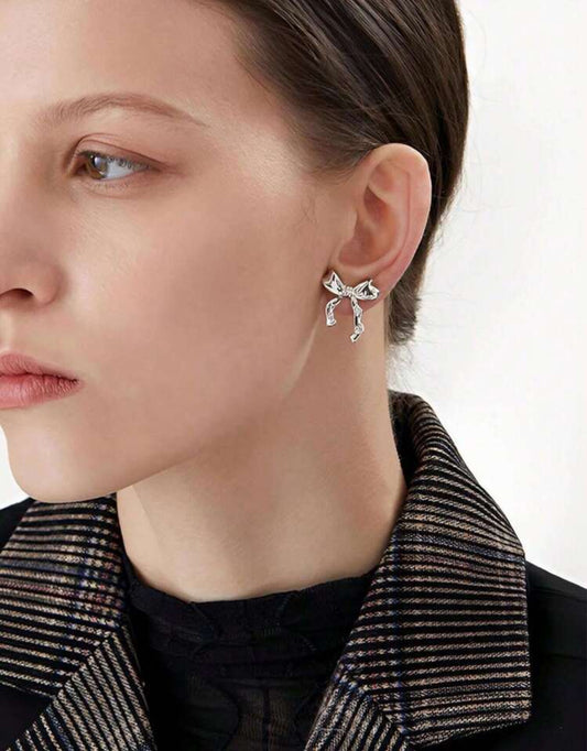 Gold earrings