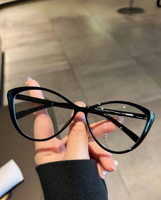 Cat eye glasses