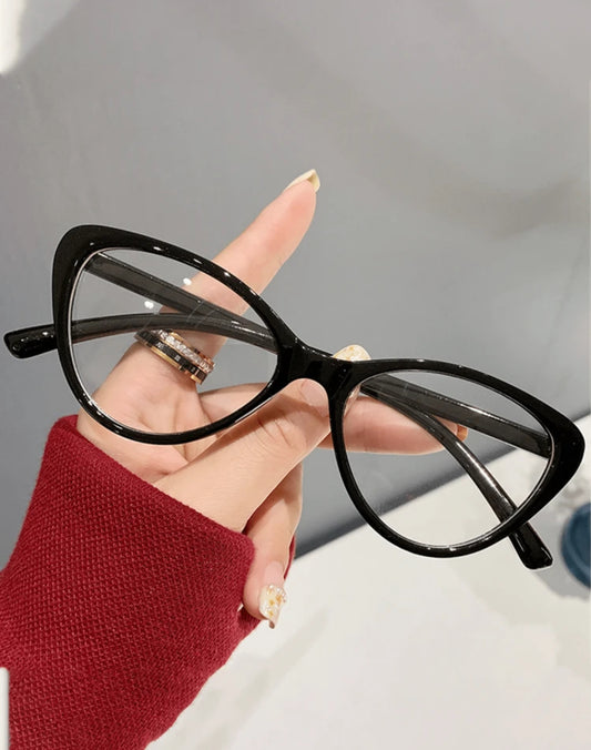 Cat eye glasses