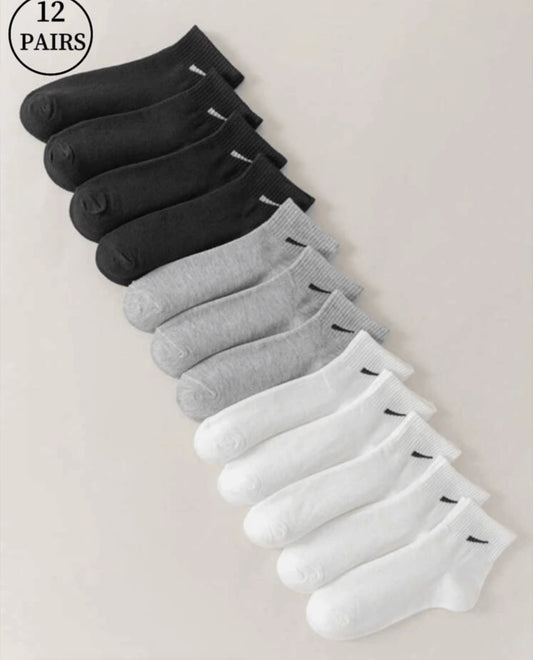 12 pairs socks